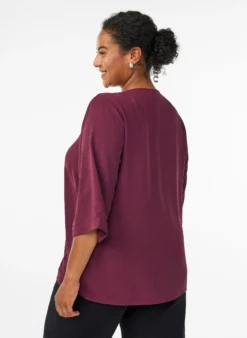 Bluse mit V-Ausschnitt und 3/4-Ärmeln