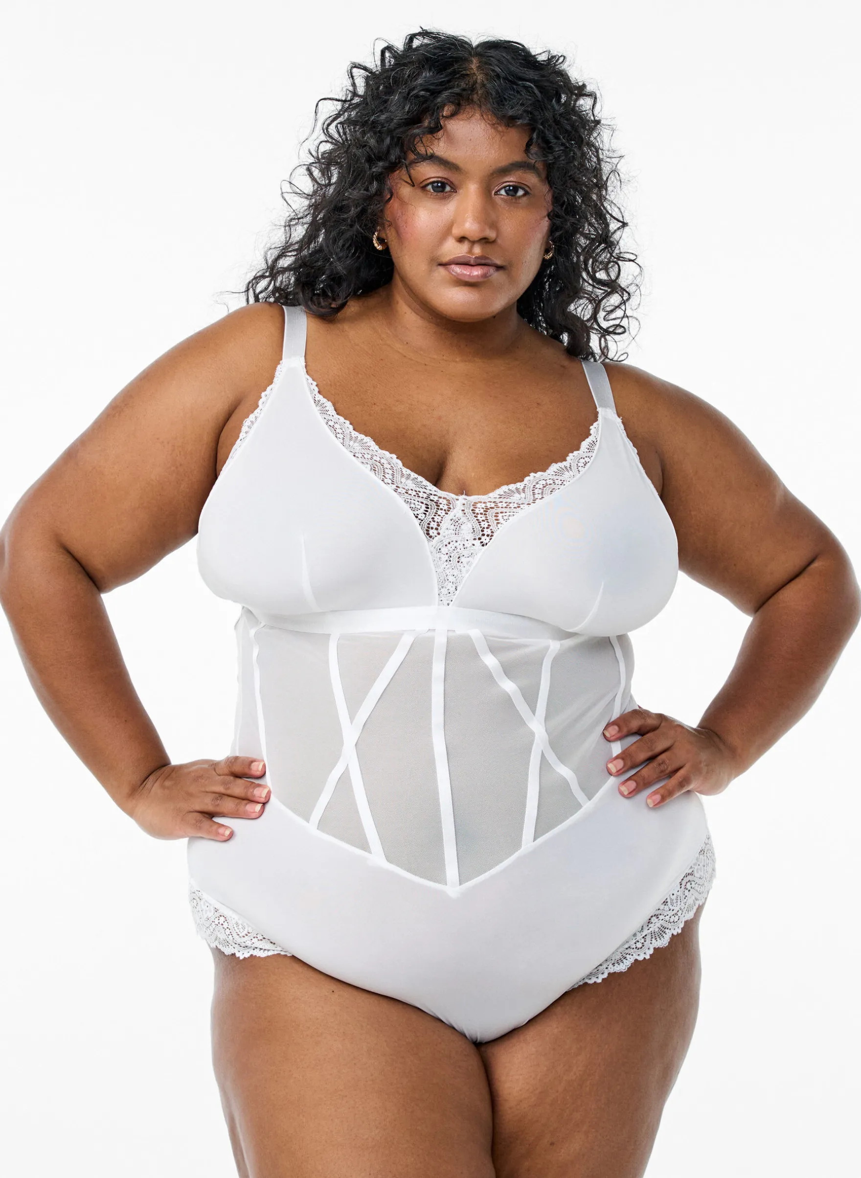 Body mit Spitzendetails und Schnürdetails
