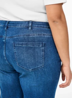 Bootcut-Jeans mit hoher Taille