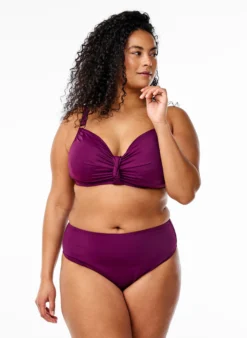 Brazilian Bikini-Slip mit normaler Taille