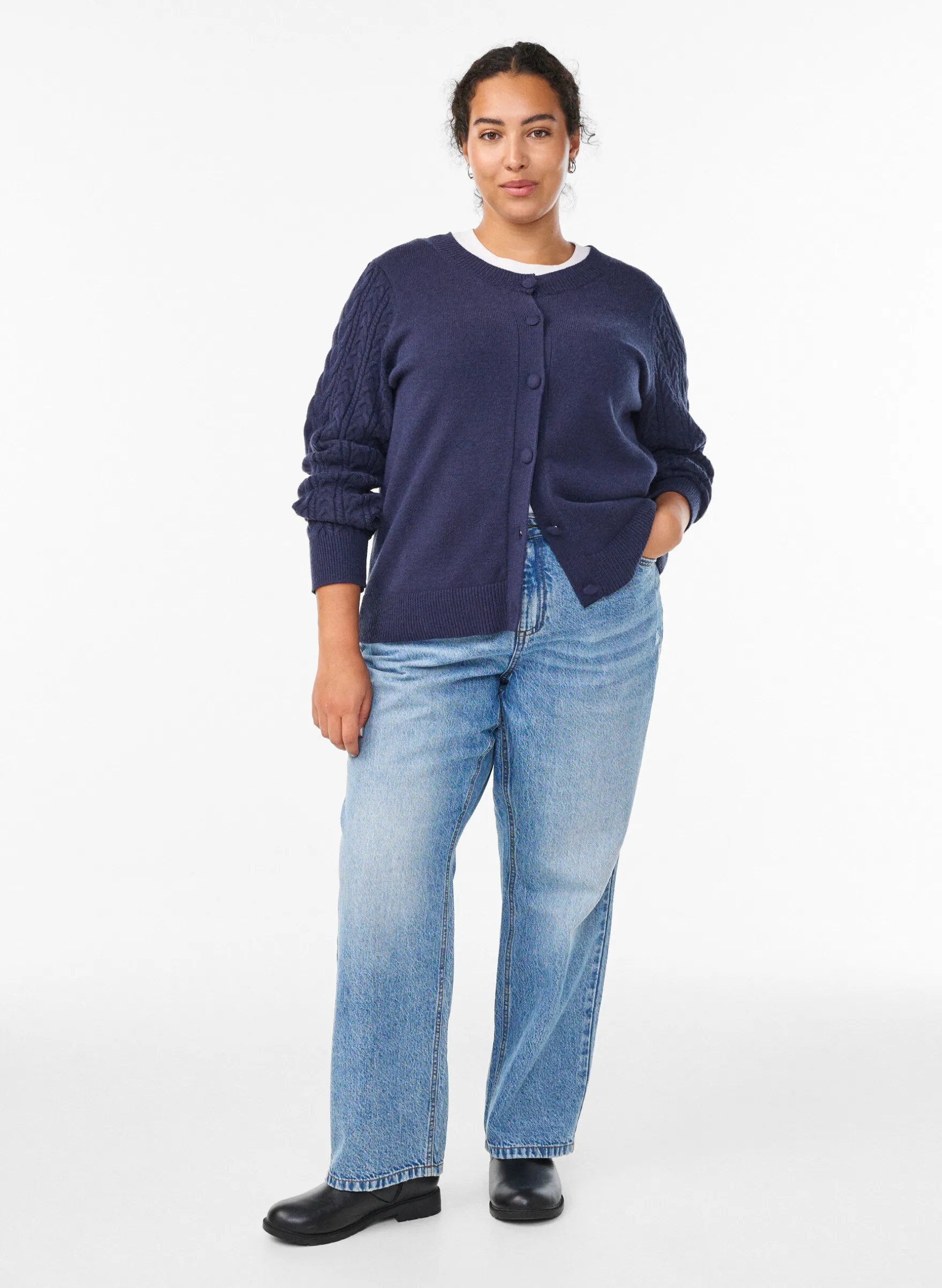 Cardigan mit Zopfmuster-Ärmeln