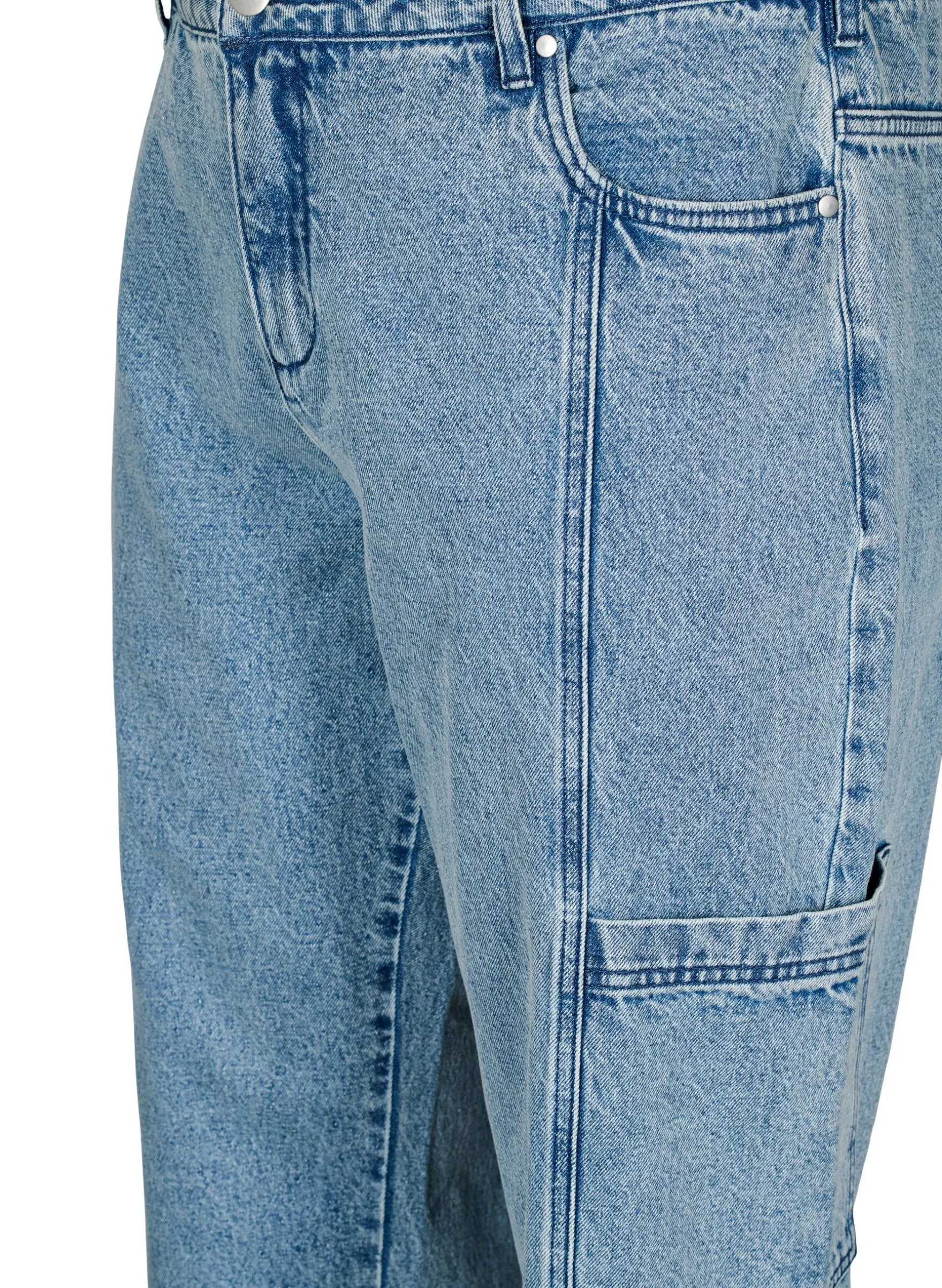 Cargojeans mit hoher Taille