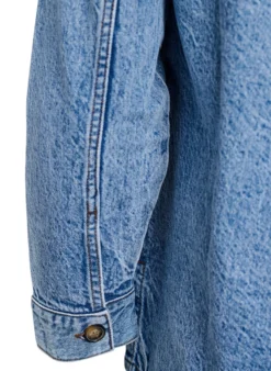 Denim-Hemd mit halber Knopfleiste und Brusttaschen