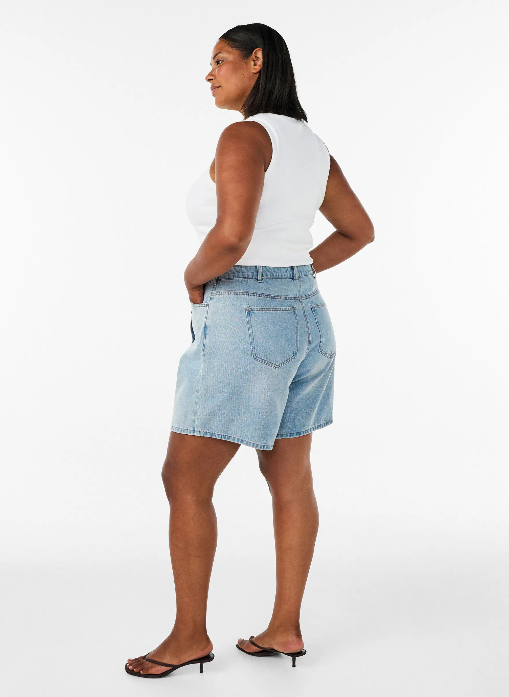 Denimskort mit Wickeloptik und hoher Taille