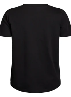 Einfaches T-Shirt aus Baumwolle mit V-Ausschnitt.