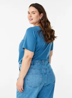 Einfarbiges Basic-T-Shirt aus Baumwolle