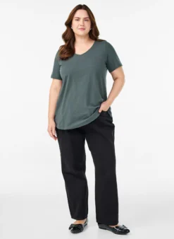 Einfarbiges Basic-T-Shirt aus Baumwolle