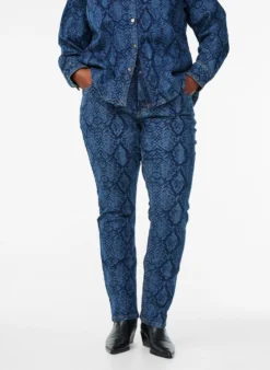 Emily Jeans mit Schlangenprint