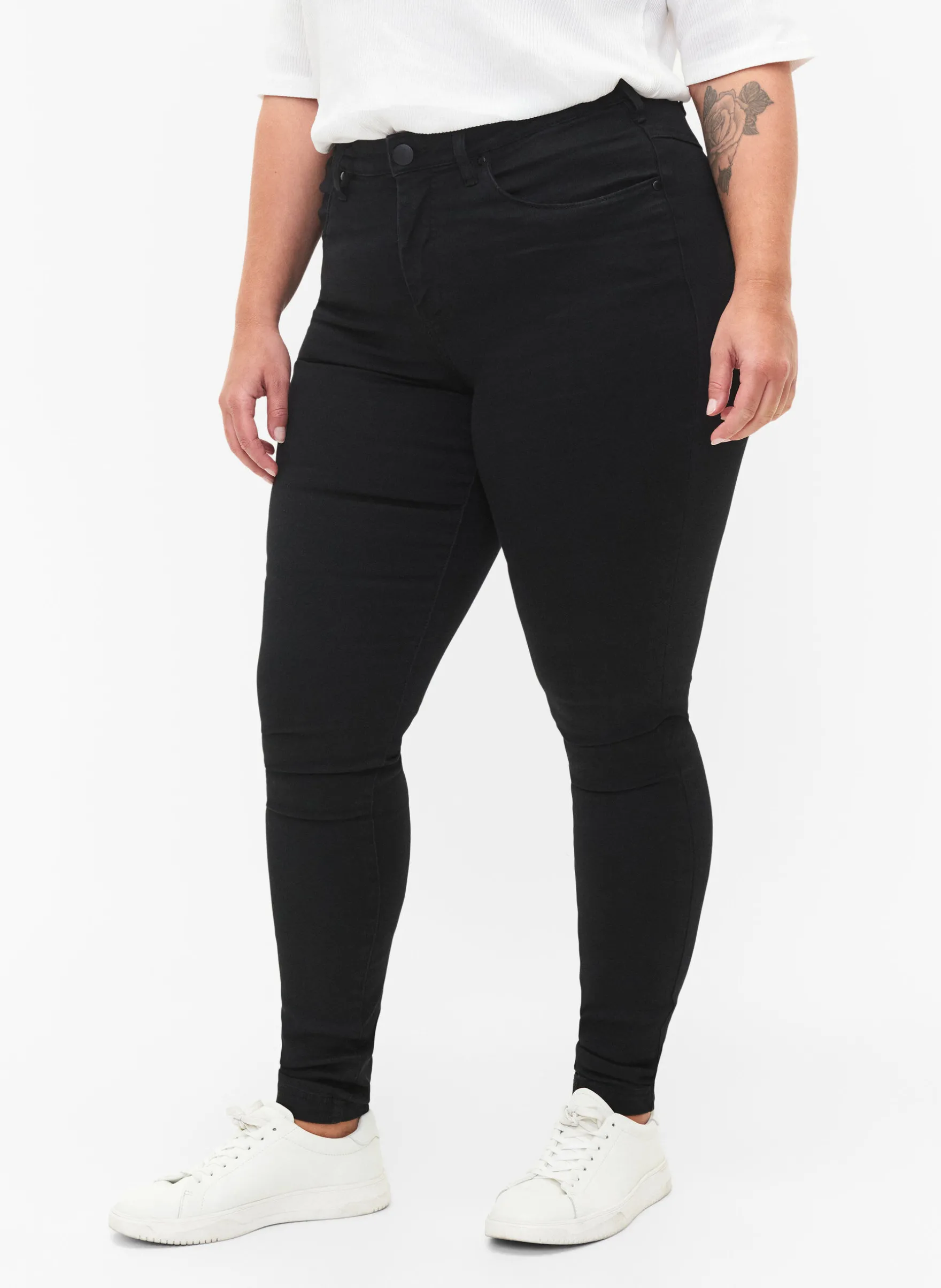 Extra schmale Amy Jeans mit hoher Taille