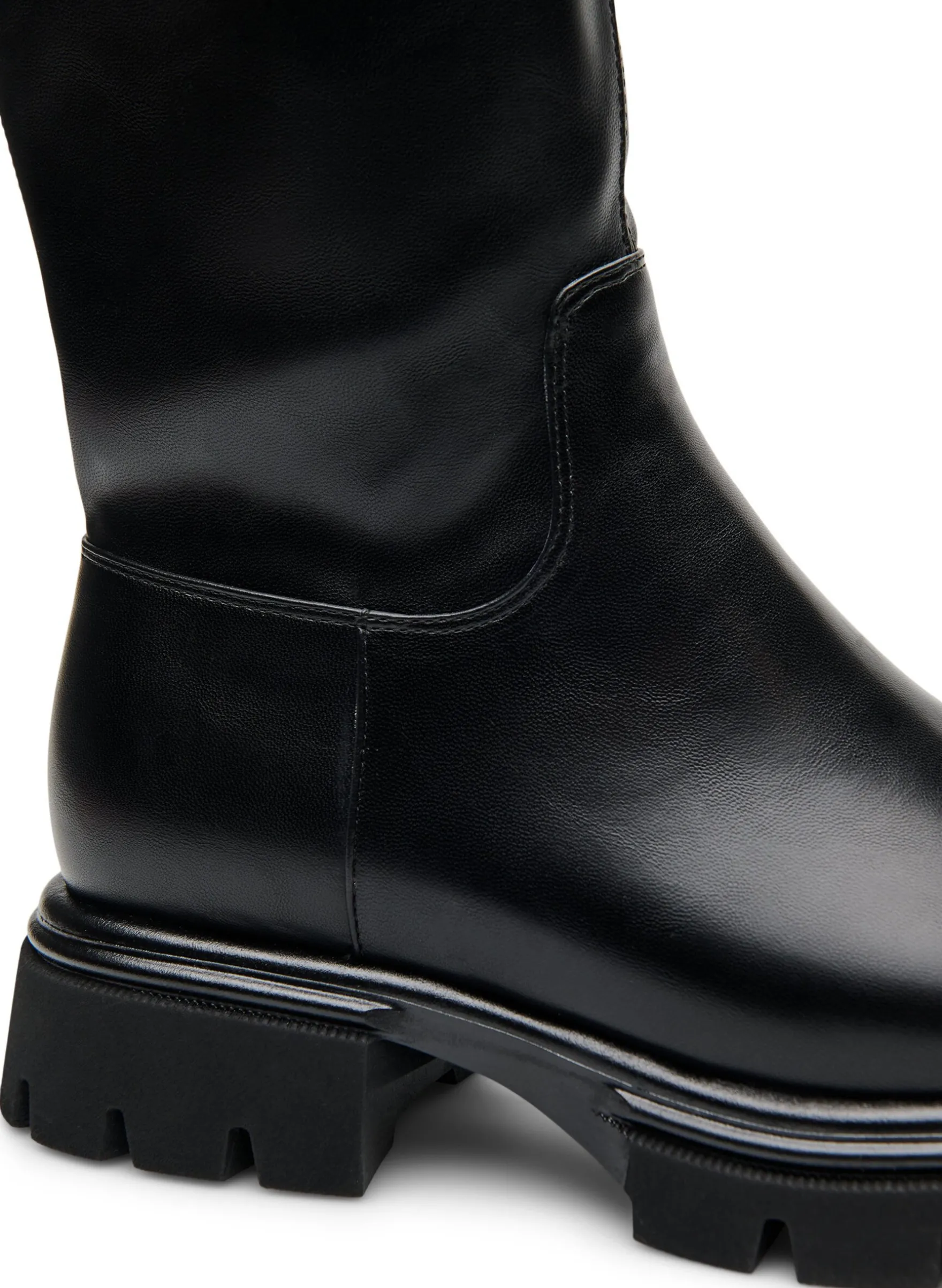 Extra Weiter - Langer Stiefel aus Kunstleder mit klobiger Sohle