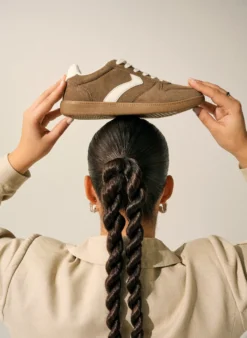 Extra Weite - Sneaker aus Wildlederimitat