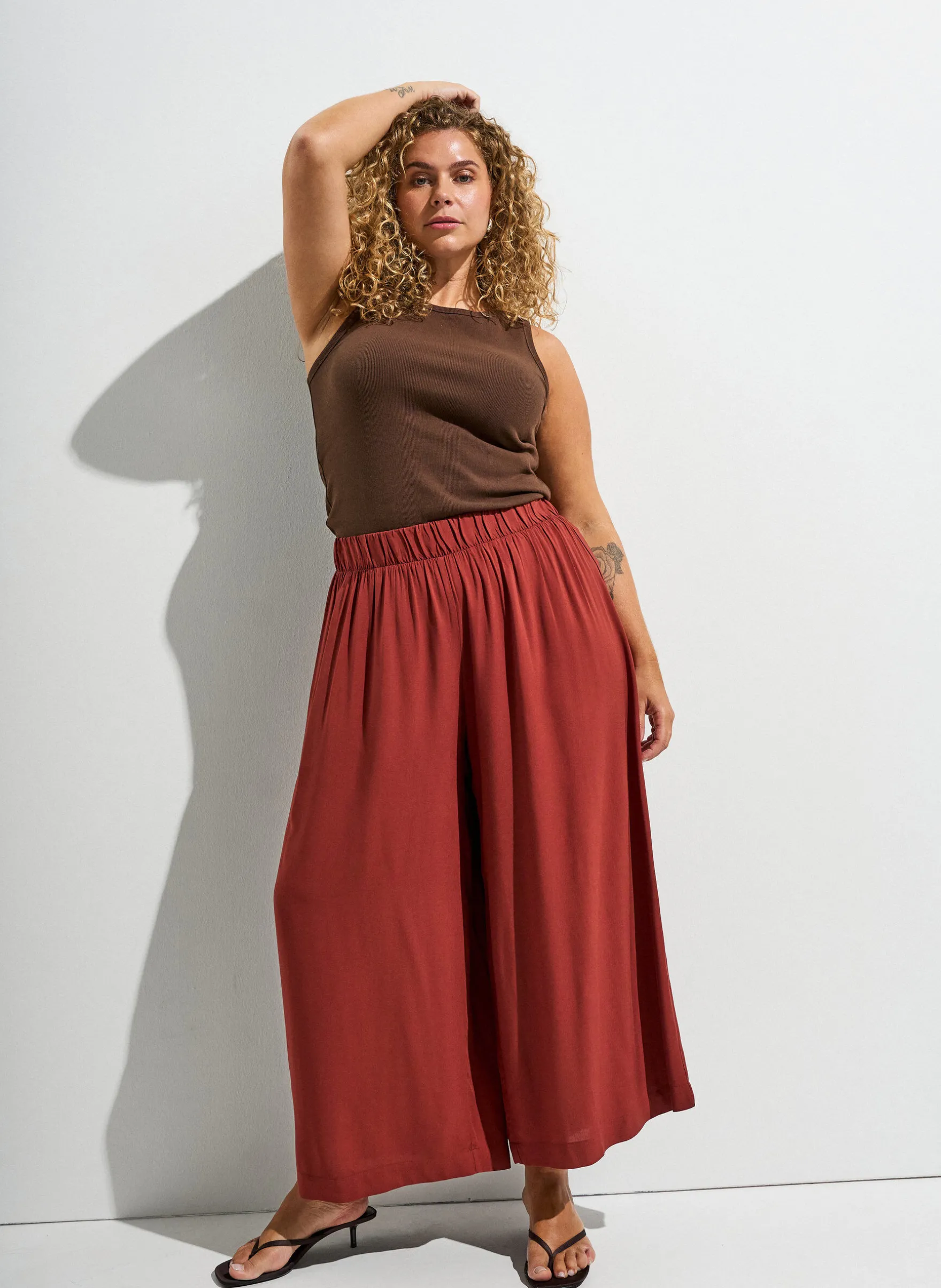 FLASH - Culottes aus Viskose mit hoher Taille und weiten Beinen