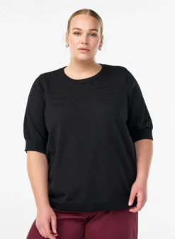FLASH - Fein gestrickte Bluse mit kurzen Ärmeln