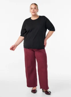 FLASH - Fein gestrickte Bluse mit kurzen Ärmeln