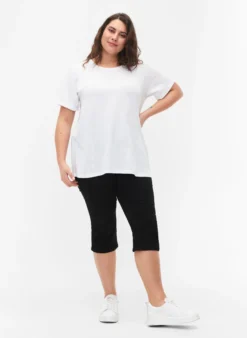 FLASH - Hoch taillierte Capri-Hose aus Denim mit Slim Fit