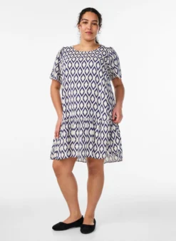 FLASH - Kleid aus Viskose mit Schnittlinie