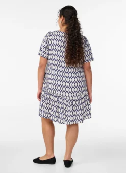 FLASH - Kleid aus Viskose mit Schnittlinie