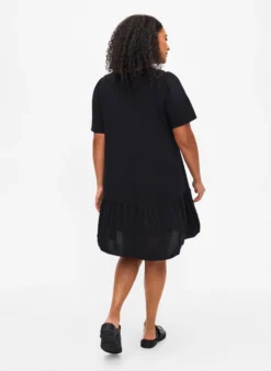 FLASH - Kleid aus Viskose mit Schnittlinie