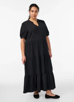 FLASH - Knöchellanges Kleid mit kurzen Ärmeln und gestuften Volants