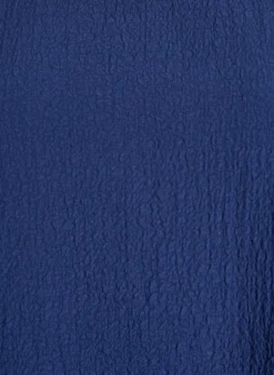 FLASH - Kurzes Kleid mit gecrinkelter Textur und kurzen Ärmeln