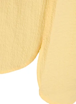 FLASH - Kurzes Kleid mit gecrinkelter Textur und kurzen Ärmeln