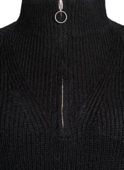 FLASH - Kurzes Strickkleid mit hohem Kragen
