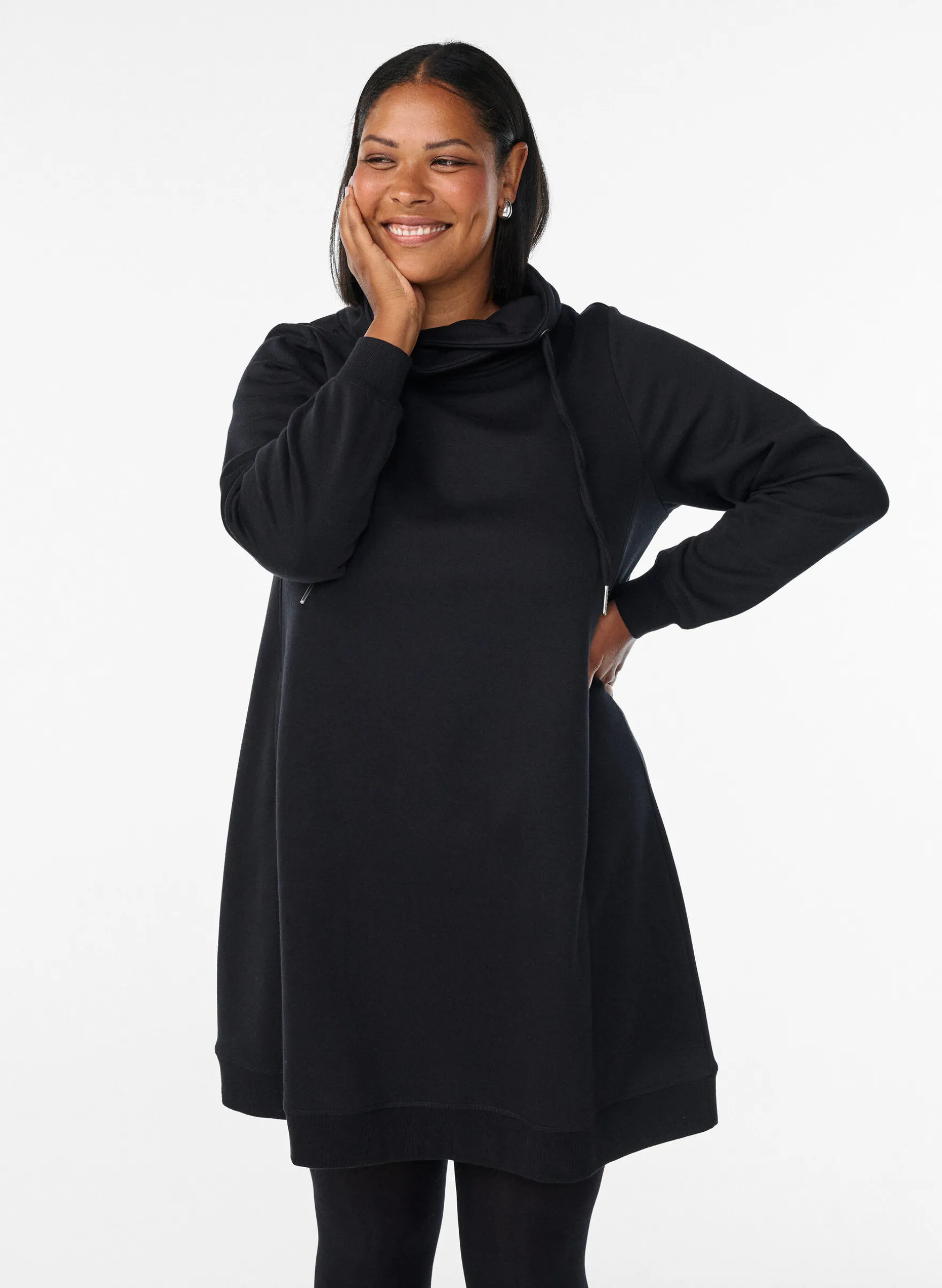 FLASH - Kurzes Sweatshirtkleid mit Stehkragen und Taschen