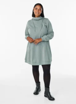 FLASH - Kurzes Sweatshirtkleid mit Stehkragen und Taschen