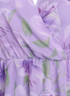 Geblümte Chiffonbluse mit kurzen Ärmeln