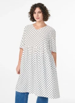 Gepunktetes Kleid mit V-Ausschnitt in A-Linie