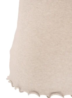 Geripptes Top mit Spitzen