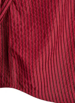Gestreifte Bluse mit Knopfdetail am Rücken