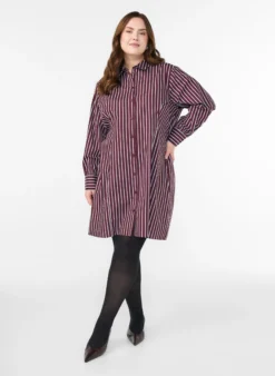 Gestreiftes Hemdkleid mit elastischem Bund