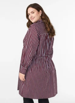 Gestreiftes Hemdkleid mit elastischem Bund