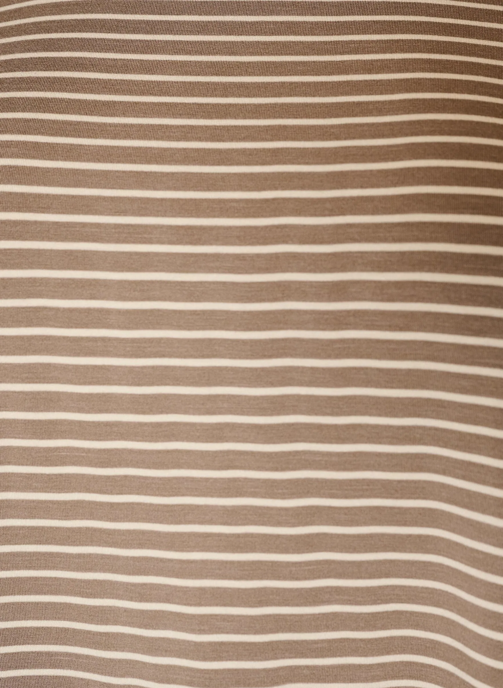 Gestreiftes T-Shirt aus Viskose mit Rundhalsausschnitt