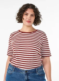 Gestreiftes T-Shirt mit gerippter Struktur