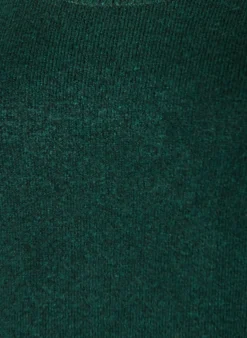 Gestricktes Minikleid mit gewelltem Saum und Schlitzen