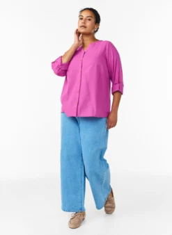 Hemdbluse aus Baumwolle mit V-Ausschnitt