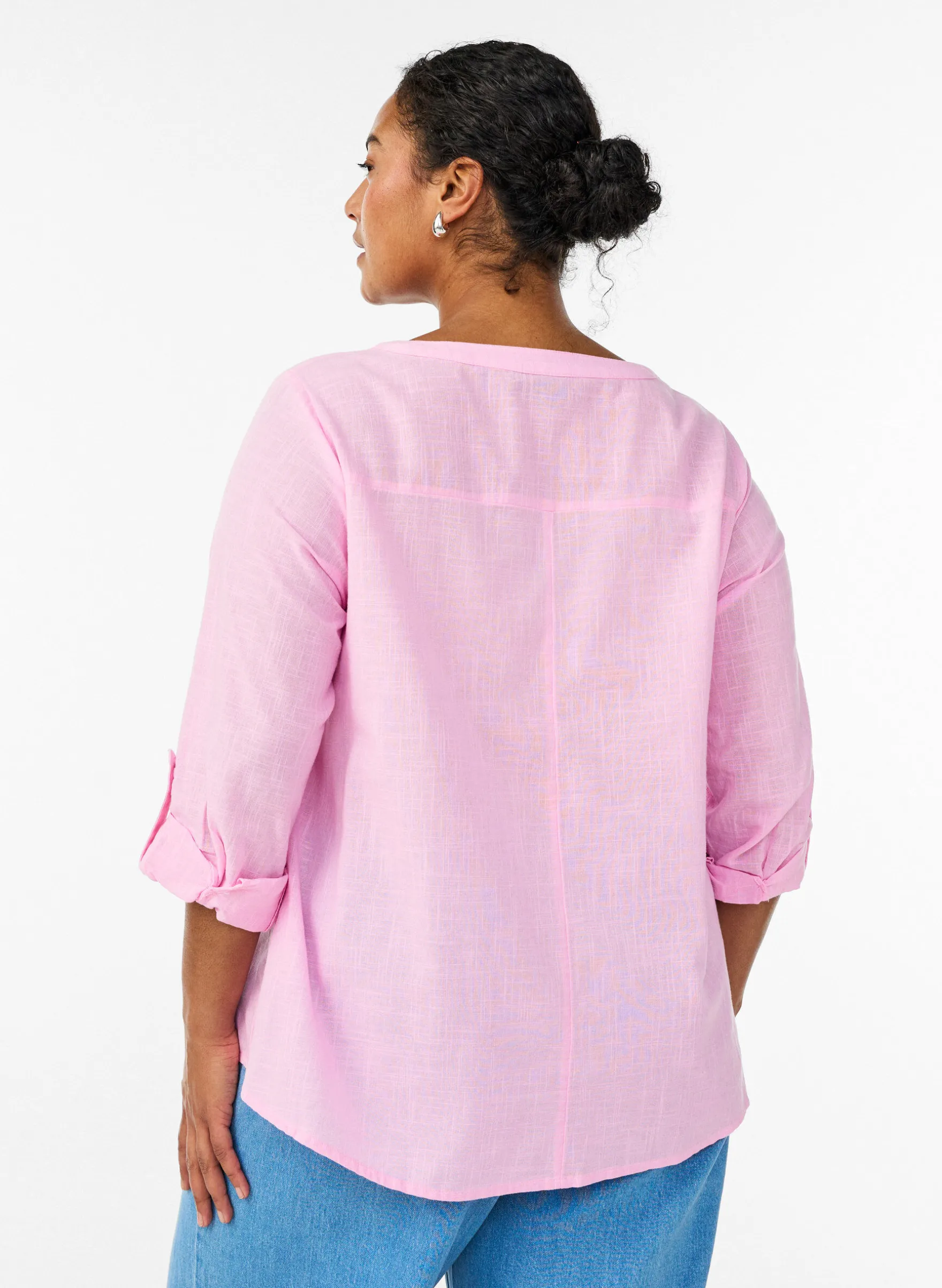 Hemdbluse aus Baumwolle mit V-Ausschnitt
