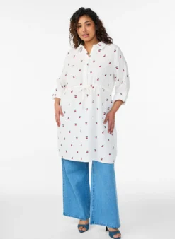 Hemdblusenkleid aus Baumwoll-Musselin mit bestickten Motiven