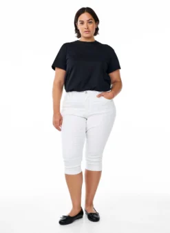 Hoch taillierte Amy Capri Jeans mit Super Slim Fit