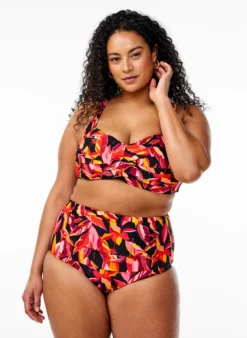 Hoch taillierte Bikinihose mit Print