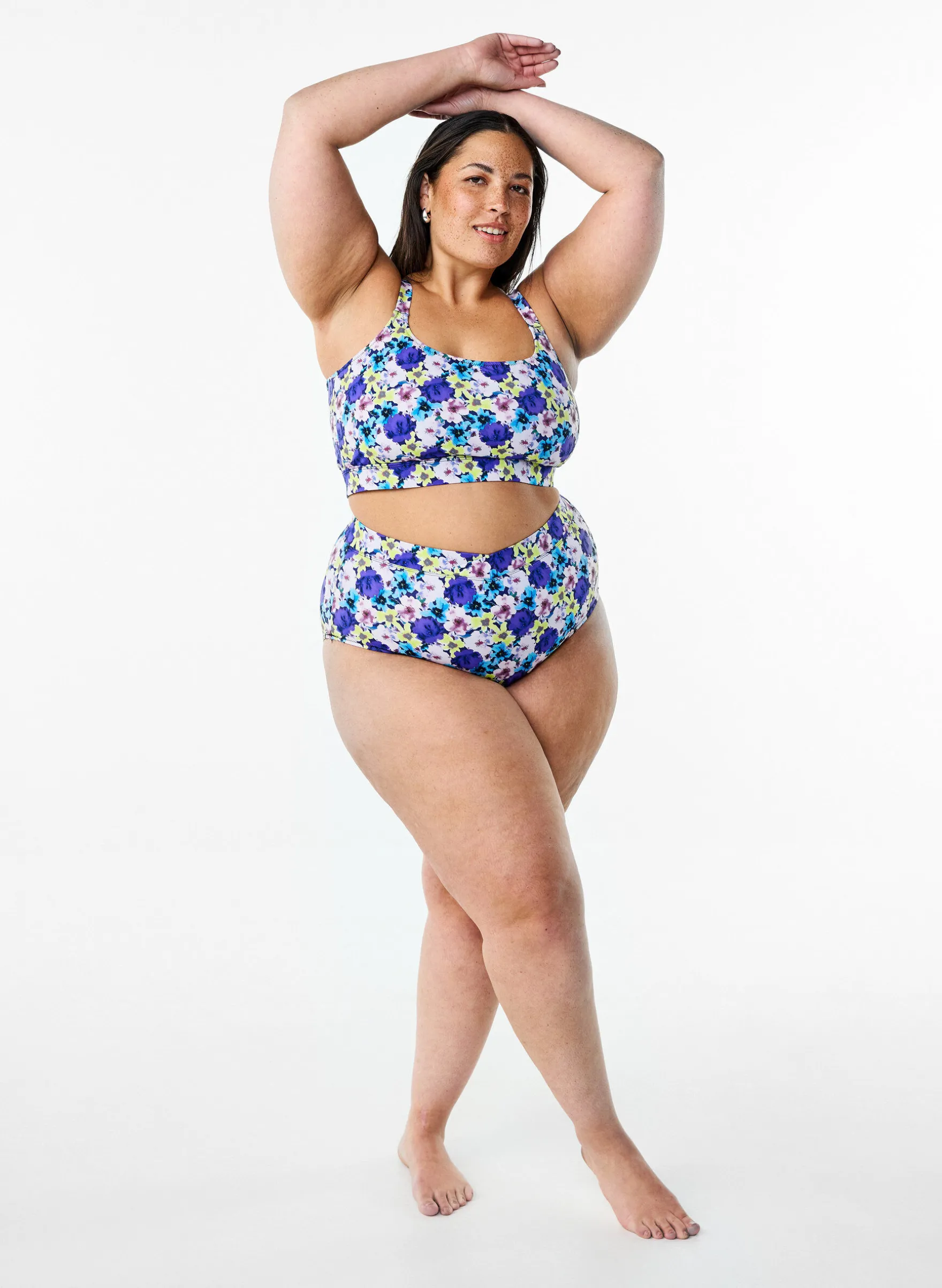 Hoch taillierte Bikinihose mit floralem Muster