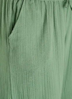 Hoch taillierte Hose aus Baumwoll-Musselin mit weitem Bein