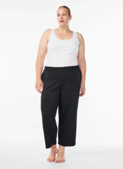 7/8-Hose aus Modalmix mit Taschen