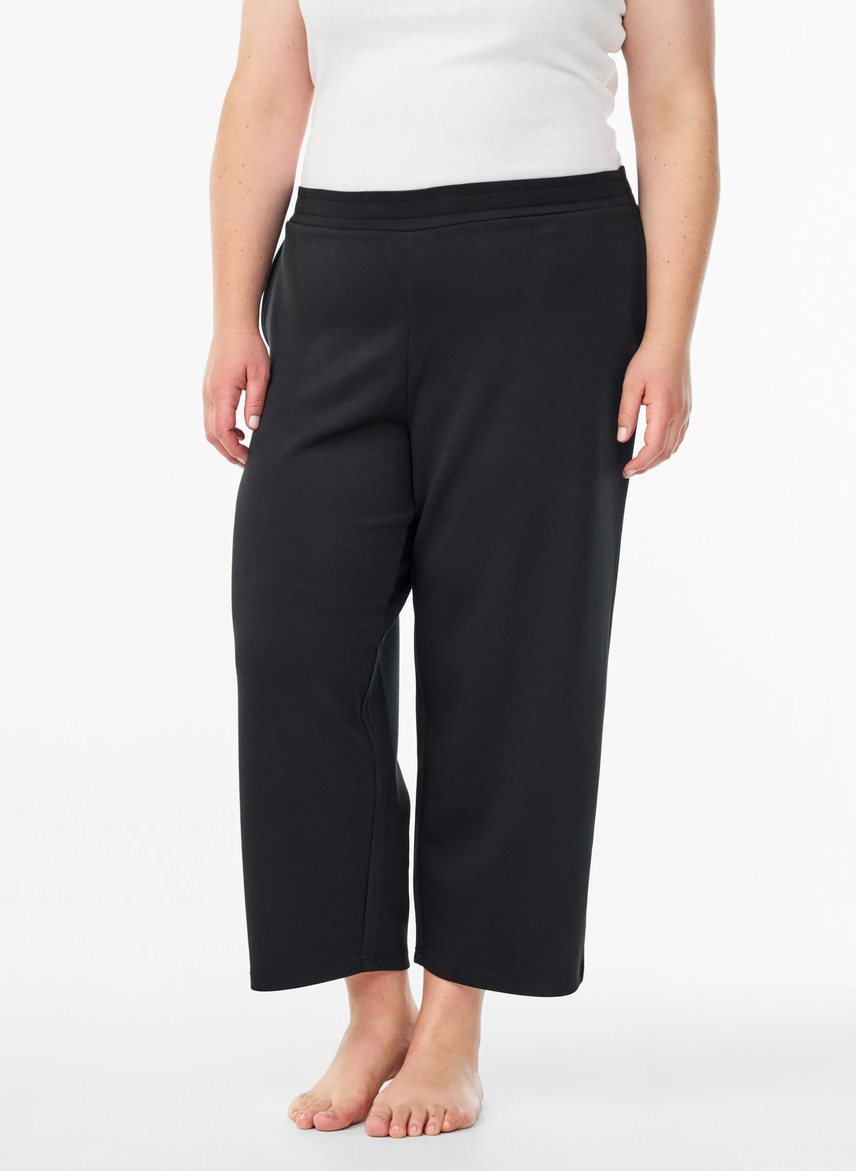 7/8-Hose aus Modalmix mit Taschen