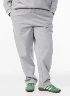 Jogginghose mit hoher Taille und glitzernder Ziernaht