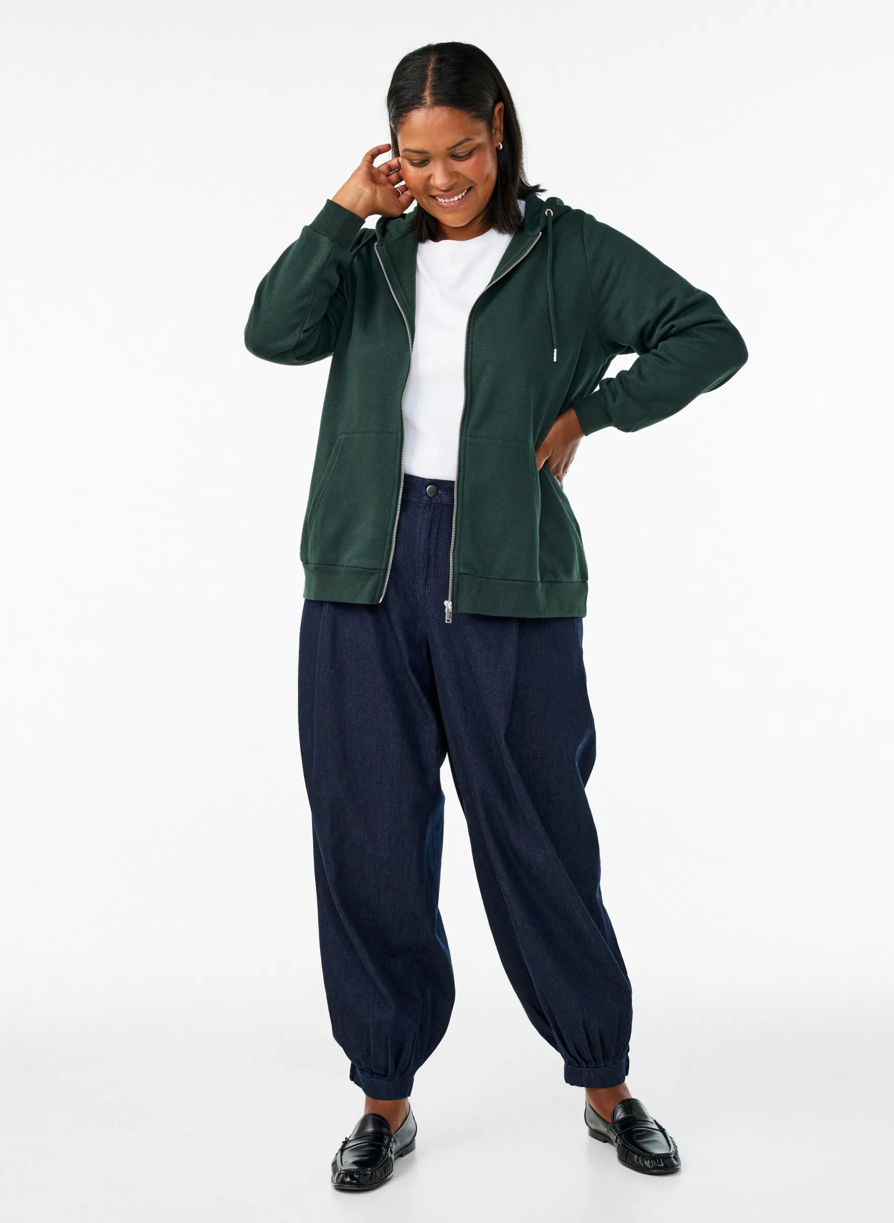 Kapuzensweatshirt mit Reißverschluss und Taschen