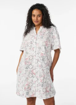 Kleid aus Baumwolle mit geblümtem Muster und Broderie Anglaise