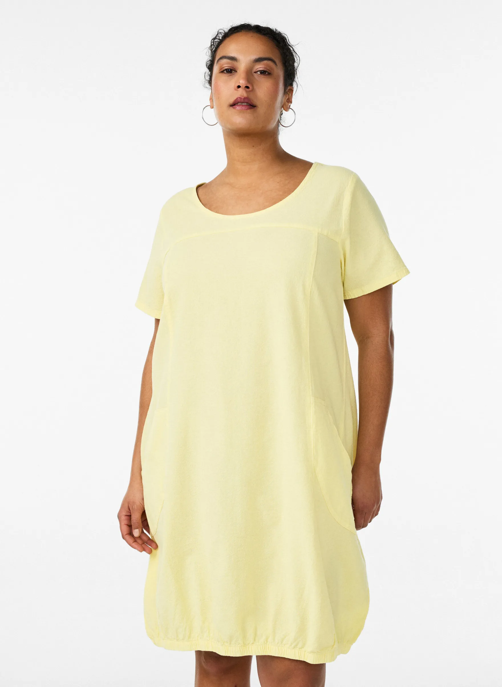 Kurzarm Kleid aus Baumwolle